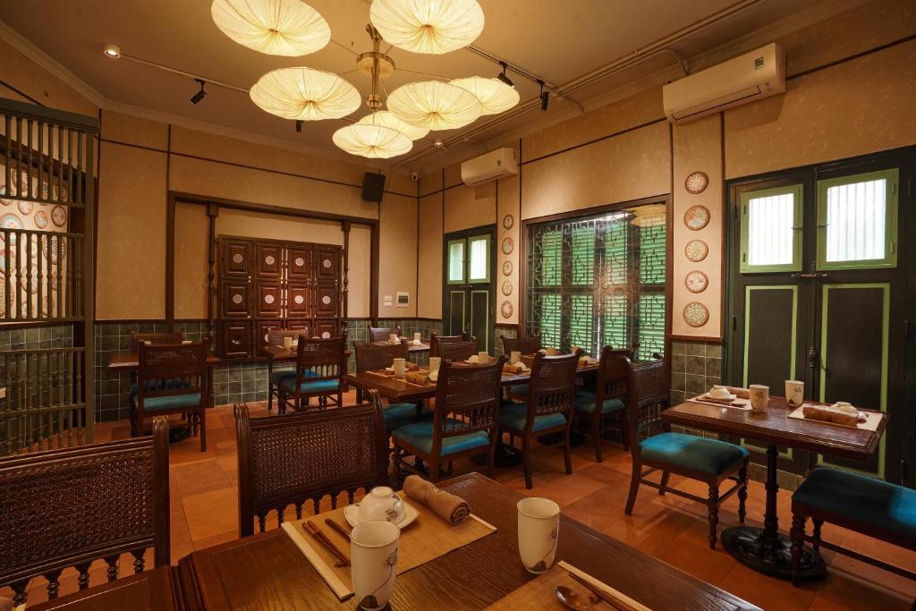 khach-san-boutique-pho-co-ha-noi.jpg