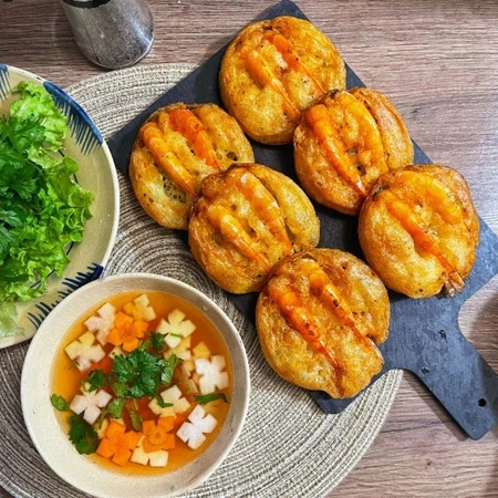 banh-tom-ho-tay-ngon.webp