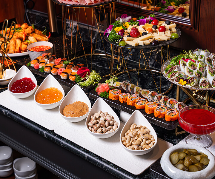 Best Restaurants Hanoi Old Quarter: Top 10 Picks