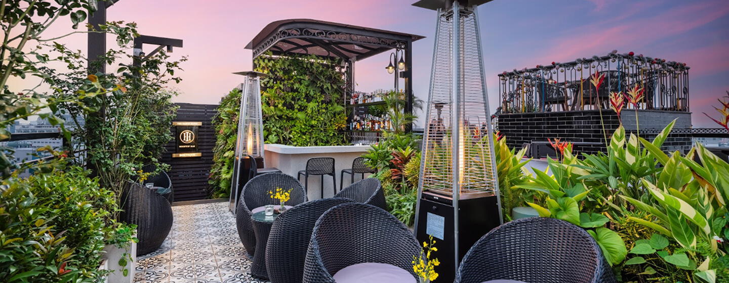 Rooftop Bar